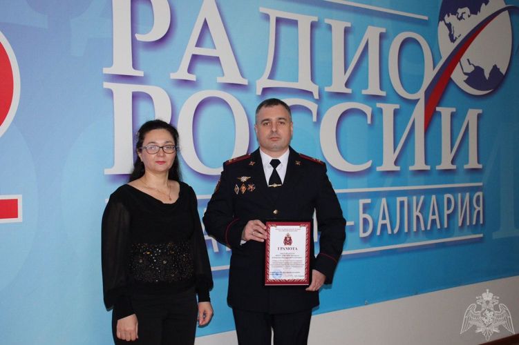 В КАБАРДИНО-БАЛКАРИИ ПРЕДСТАВИТЕЛЬ РОСГВАРДИИ  В ПРЯМОМ РАДИО-ЭФИРЕ РАССКАЗАЛ  О РАБОТЕ ВЕДОМСТВА
