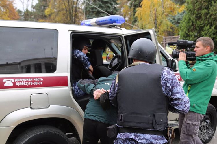 В Кабардино-Балкарии журналисты провели один день на службе с росгвардейцами