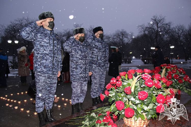 Росгвардейцы почтили память воинов-интернационалистов в Нальчике 