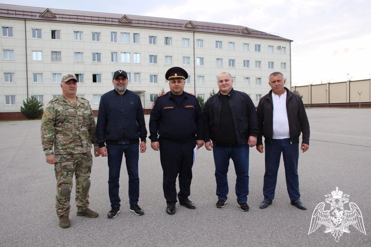 В Кабардино-Балкарии росгвардейцы организовали встречу для детей сослуживцев