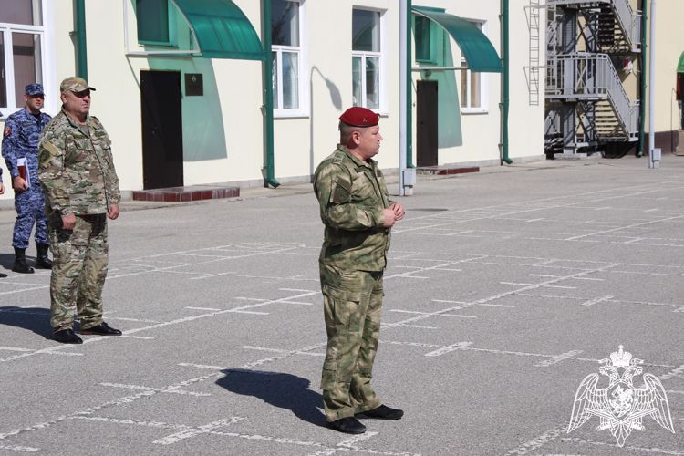Начальник Управления Росгвардии по Кабардино-Балкарской Республике поздравил личный состав с днем образования тероргана