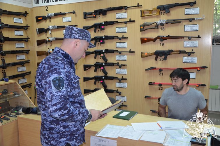 РОСГВАРДЕЙЦЫ ОБЕСПЕЧИЛИ ОХРАНУ ПРАВОПОРЯДКА В ПЕРИОД ПРАЗДНОВАНИЯ 100-ЛЕТИЯ  КАБАРДИНО-БАЛКАРСКОЙ РЕСПУБЛИКИ