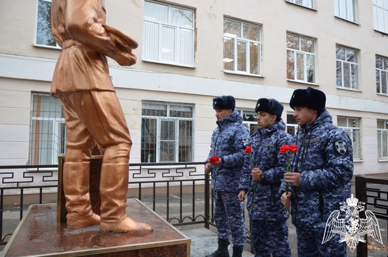 РОСГВАРДЕЙЦЫ КАБАРДИНО-БАЛКАРИИ ПРИНЯЛИ УЧАСТИЕ В ПАМЯТНОМ МЕРОПРИЯТИИ