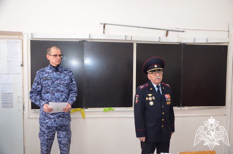 УРОК МУЖЕСТВА, ПОСВЯЩЕННЫЙ ДНЮ ГЕРОЕВ ОТЕЧЕСТВА, ПРОШЕЛ В ОДНОЙ ИЗ ШКОЛ КАБАРДИНО-БАЛКАРИИ