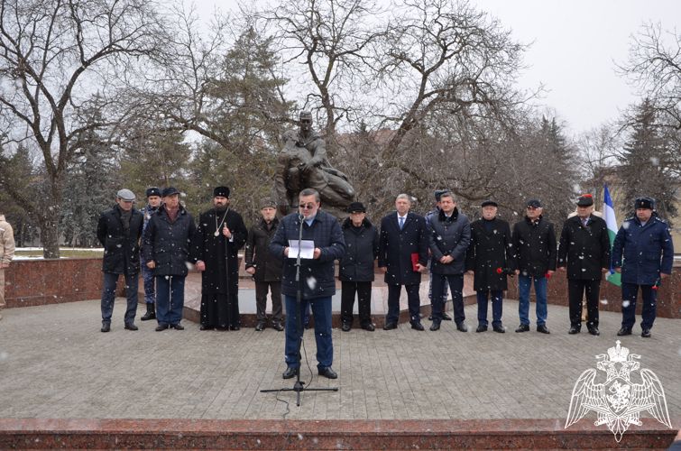 В НАЛЬЧИКЕ РОСГВАРДЕЙЦЫ ПОЧТИЛИ ПАМЯТЬ ВОИНОВ-ИНТЕРНАЦИОНАЛИСТОВ