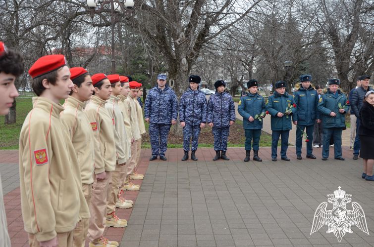 РОСГВАРДЕЙЦЫ КАБАРДИНО-БАЛКАРИИ ПРИНЯЛИ УЧАСТИЕ В МИТИНГЕ, ПОСВЯЩЁННОМ ПРИСВОЕНИЮ НАЛЬЧИКУ ЗВАНИЯ ГОРОДА ВОИНСКОЙ СЛАВЫ
