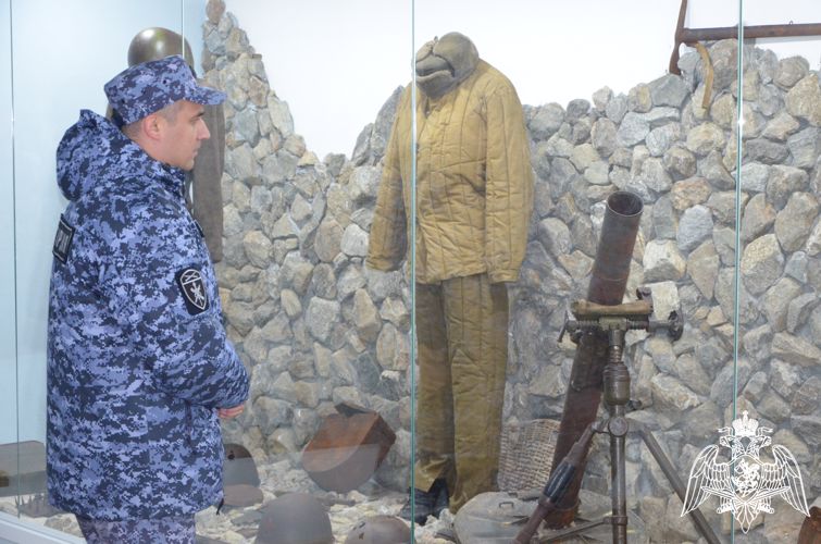 В Кабардино-Балкарии росгвардейцы посетили самый высокогорный музей в мире