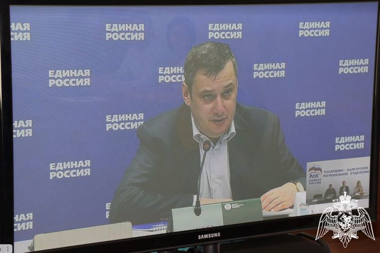 В КАБАРДИНО-БАЛКАРИИ ПРЕДСТАВИТЕЛЬ РОСГВАРДИИ ПРИНЯЛ УЧАСТИЕ В КРУГЛОМ СТОЛЕ ПО ПРОВЕДЕНИЮ ВСЕРОССИЙСКОЙ АКЦИИ «ДИКТАНТ ПОБЕДЫ»