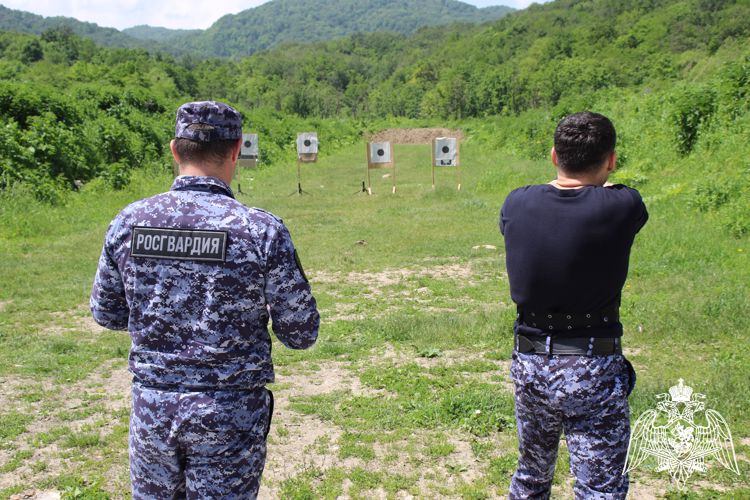 В Кабардино-Балкарии завершились соревнования по служебному биатлону среди росгвардейцев