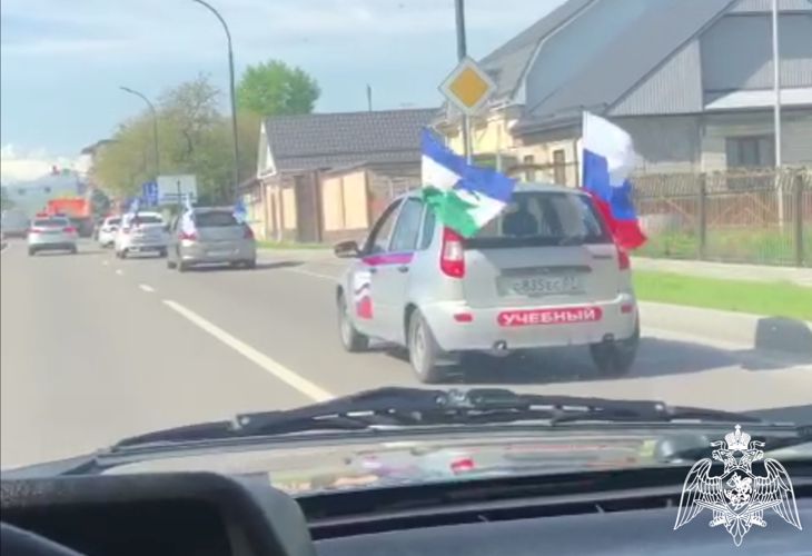 Росгвардейцы Кабардино-Балкарии присоединились к военно-патриотическому автопробегу, приуроченному ко Дню Победы