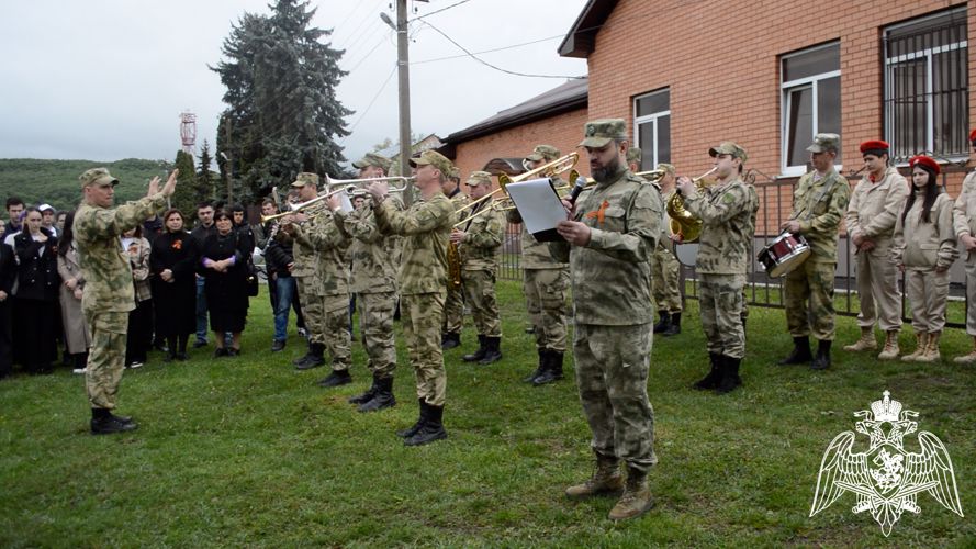 Росгвардейцы приняли участие в реконструкции одного дня Великой Отечественной войны