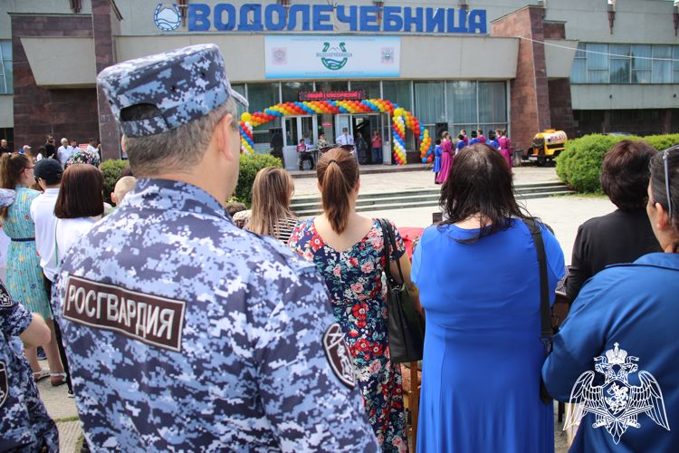 В Нальчике росгвардейцы провели мероприятие ко Дню защиты детей