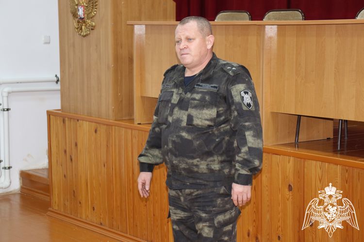 Начальник Управления Росгвардии по Кабардино-Балкарии поздравил личный состав кадрового подразделения  с профессиональным праздником