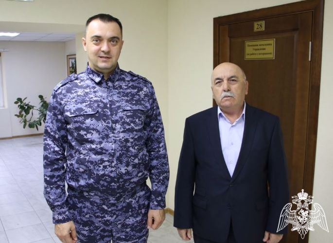Росгвардейцы Кабардино-Балкарии поздравили ветерана службы с Днем пожилого человека