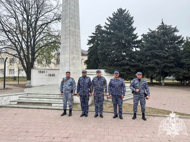 Сотрудники Росгвардии в Кабардино-Балкарии поддержали акцию «На страже памяти»