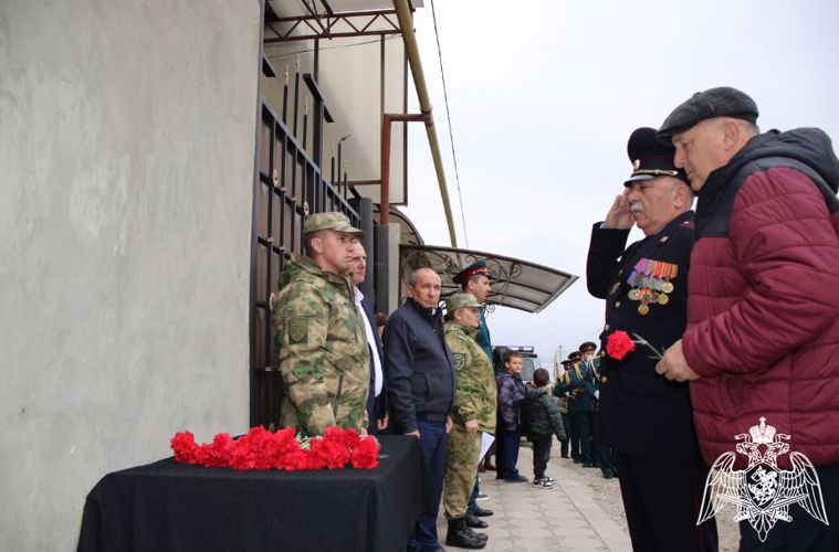 В КАБАРДИНО-БАЛКАРИИ УВЕКОВЕЧЕНА ПАМЯТЬ ПОГИБШЕГО ВОЕННОСЛУЖАЩЕГО ВОЙСК НАЦИОНАЛЬНОЙ ГВАРДИИ РОССИЙСКОЙ ФЕДЕРАЦИИ