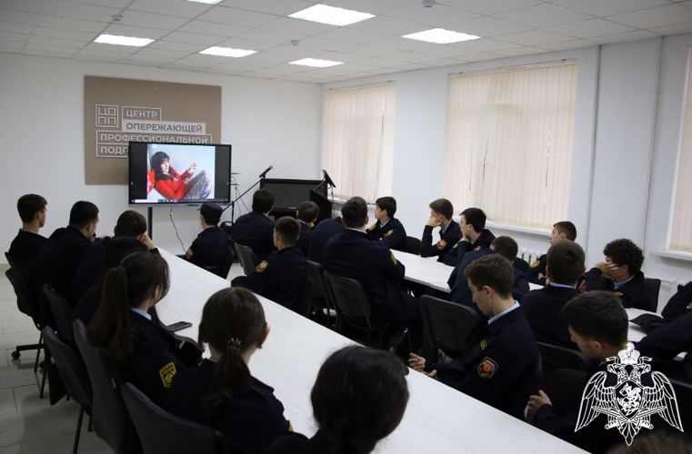 Росгвардейцы приняли участие в круглом столе  со студентами в Кабардино-Балкарии