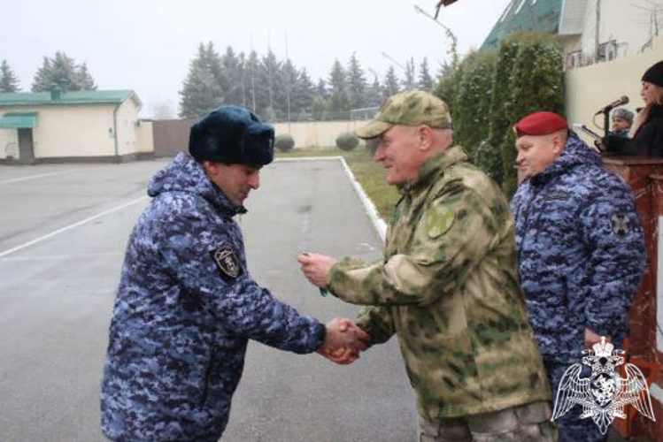 КЛЮЧИ ОТ НОВЫХ АВТОМОБИЛЕЙ ВРУЧИЛИ РОСГВАРДЕЙЦАМ В КАБАРДИНО-БАЛКАРИИ