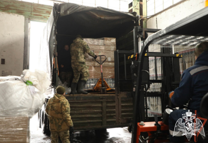 Ветераны Росгвардии доставили партию гуманитарного груза в районы проведения СВО
