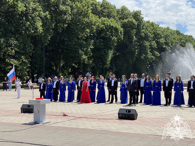 Росгвардейцы приняли участие в торжественной церемонии поднятия флагов России и Кабардино-Балкарии