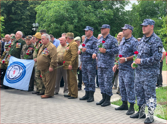 В Кабардино-Балкарии росгвардейцы приняли участие в памятном мероприятии ко Дню ветеранов боевых действий