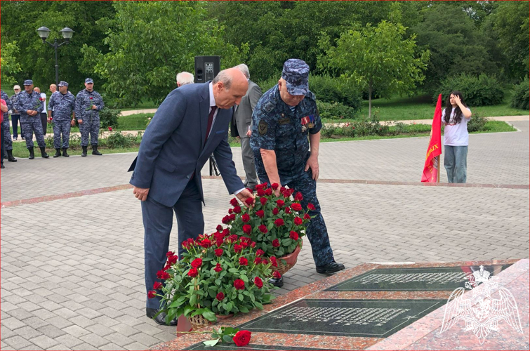 В Кабардино-Балкарии росгвардейцы приняли участие в памятном мероприятии ко Дню ветеранов боевых действий
