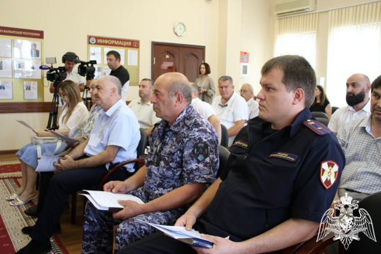 Офицеры Росгвардии в Кабардино-Балкарии приняли участие в заседании оперативного штаба
