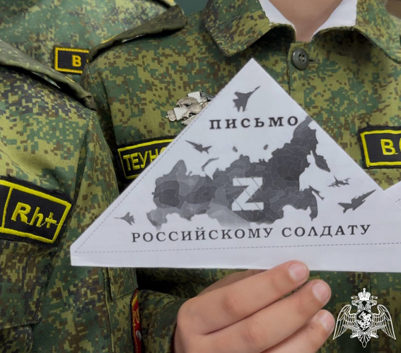 Акция «Письмо солдату» в поддержку росгвардейцев продолжается в Кабардино-Балкарии