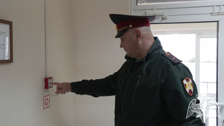 Пожарно-тактическое занятие Росгвардии и МЧС прошло в Кабардино-Балкарии