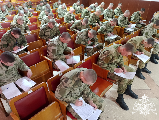 Военнослужащие Росгвардии приняли участие в международной акции «Географический диктант»