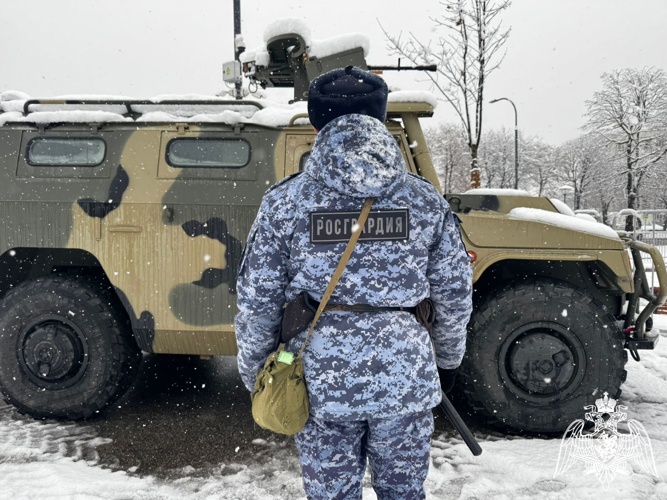 РОС ГВАРДЕЙЦЫ ОБЕСПЕЧИЛИ БЕЗОПАСНОСТЬ  ВО ВРЕМЯ ПРОВЕДЕНИЯ ВЫСТАВКИ ВОЕННОЙ ТЕХНИКИ В НАЛЬЧИКЕ