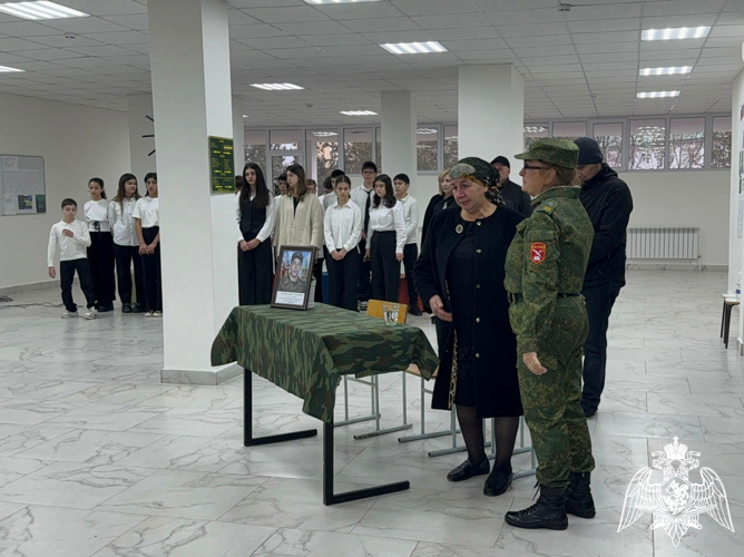 ПОДШЕФНЫЕ КАДЕТЫ  РОСГВАРДИИ В КАБАРДИНО-БАЛКАРИИ ПРОВЕЛИ ПАМЯТНЫЙ МИТИНГ