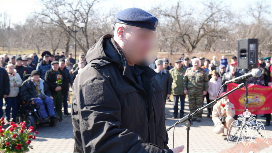 В НАЛЬЧИКЕ ПРЕДСТАВИТЕЛИ РОСГВАРДИИ ПОЧТИЛИ ПАМЯТЬ ВОИНОВ-ИНТЕРНАЦИОНАЛИСТОВ