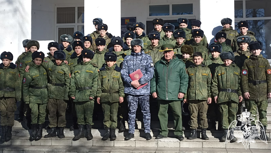 В Кабардино-Балкарии росгвардейцы провели урок Мужества, посвященный победе в Сталинградской битве