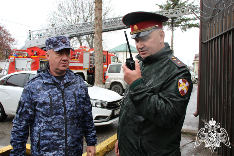 Пожарно-тактическое занятие с участием Росгвардии и МЧС прошло в Кабардино-Балкарии
