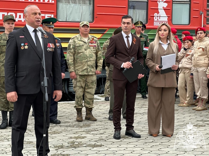 В Кабардино-балкарии росгвардейцы посетили МУЗЕЙ-Поезд 