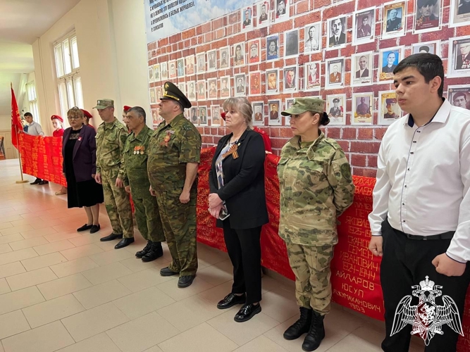 Росгвардейцы приняли участие в открытие Стены Памяти в честь Героев ВОВ и СВО 