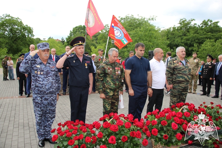 В Нальчике росгвардейцы приняли участие в памятном мероприятии, посвященном Дню ветеранов боевых действий