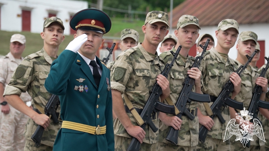 В КАБАРДИНО-БАЛКАРИИ НОВОБРАНЦЫ РОСГВАРДИИ ПРИСЯГНУЛИ НА ВЕРНОСТЬ ОТЕЧЕСТВУ