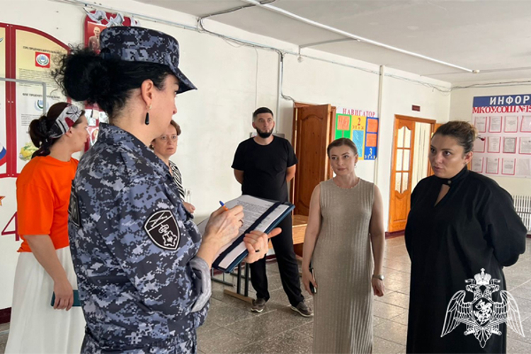 В Кабардино-Балкарии росгвардейцы проверили безопасность образовательных учреждений республики