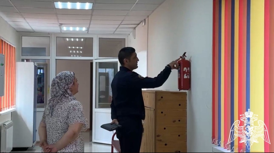 В Кабардино-Балкарии росгвардейцы проверили безопасность образовательных учреждений республики