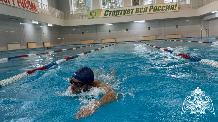 В Нальчике прошел чемпионат по плаванию среди сотрудников вневедомственной охраны Росгвардии