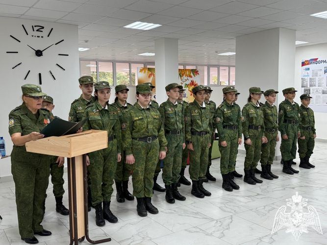 Урок мужества прошел в подшефном кадетском классе Росгвардии в Нарткале