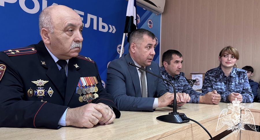 В Кабардино-Балкарии представители Росгвардии приняли участие в круглом столе по профилактике терроризма