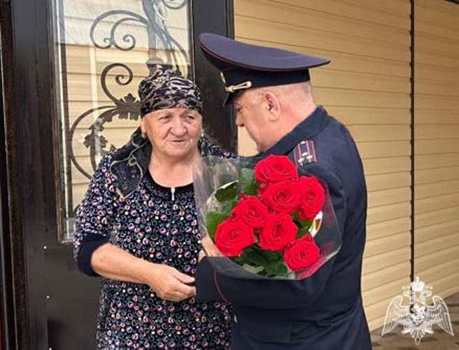 Росгвардейцы навестили матерей погибших сослуживцев в Кабардино-Балкарии