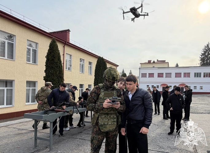 Росгвардейцы в Кабардино-Балкарии провели патриотическую акцию «День призывника»