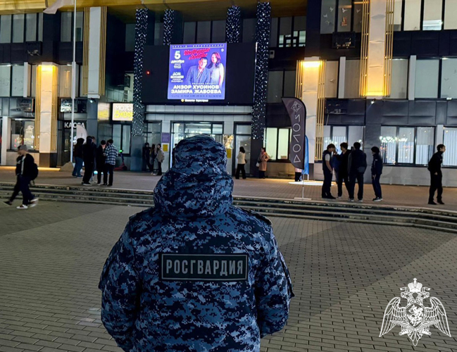 В Нальчике сотрудники Росгвардии обеспечили охрану общественного порядка во время проведения культурного мероприятия