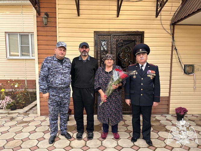 Росгвардейцы навестили матерей погибших сослуживцев в Кабардино-Балкарии