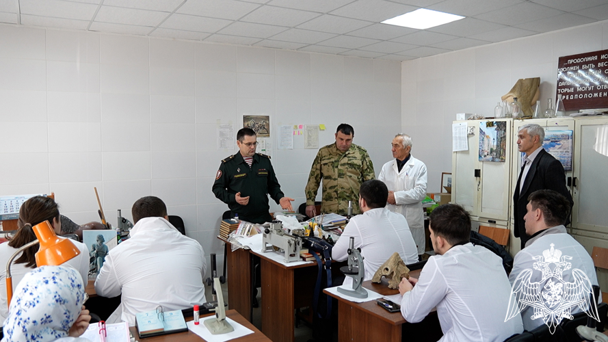 Представитель Росгвардии провел профориентационную встречу со студентами Кабардино-Балкарии