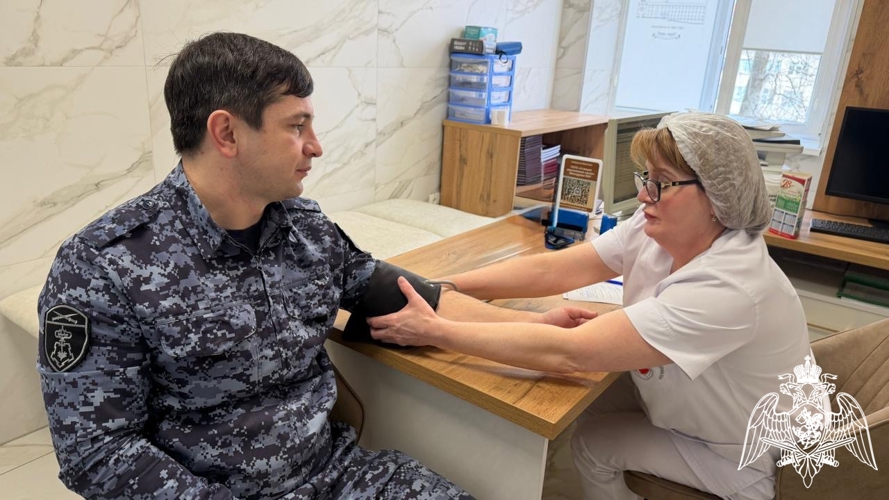 В КАБАРДИНО-БАЛКАРИИ РОСГВАРДЕЙЦЫ ПОДДЕРЖАЛИ ВЕДОМСТВЕННУЮ АКЦИЮ «ОТ СЕРДЦА К СЕРДЦУ»